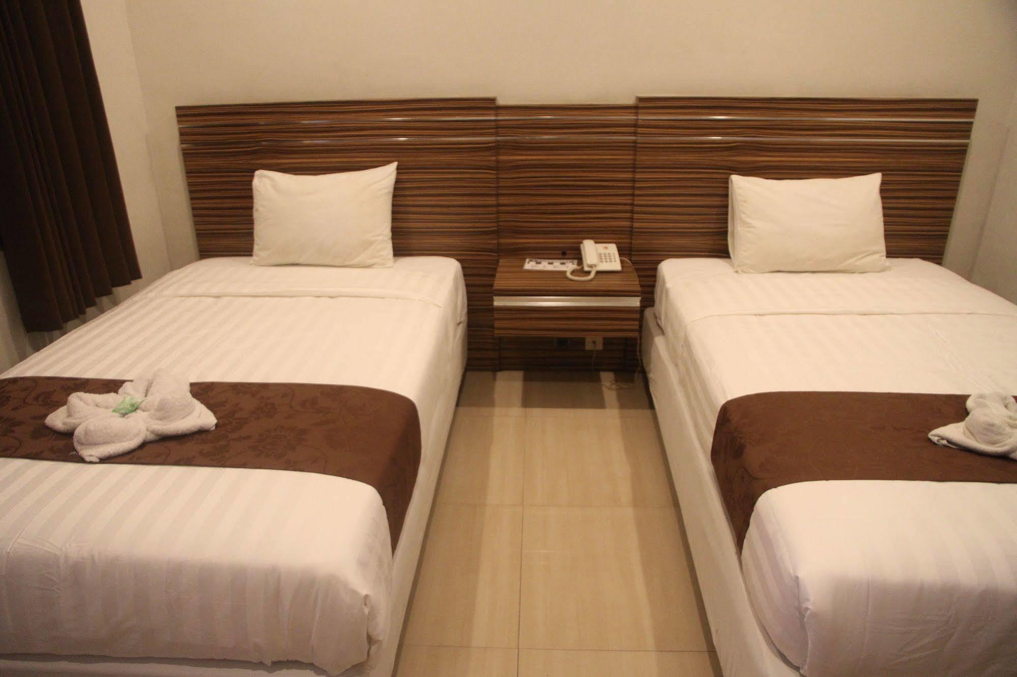 Palapa Hotel 마타람 외부 사진