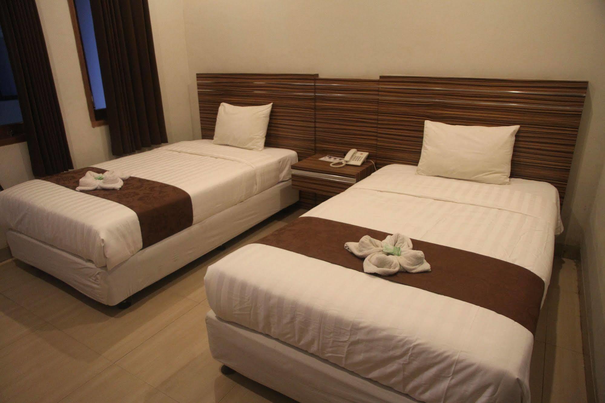 Palapa Hotel 마타람 외부 사진