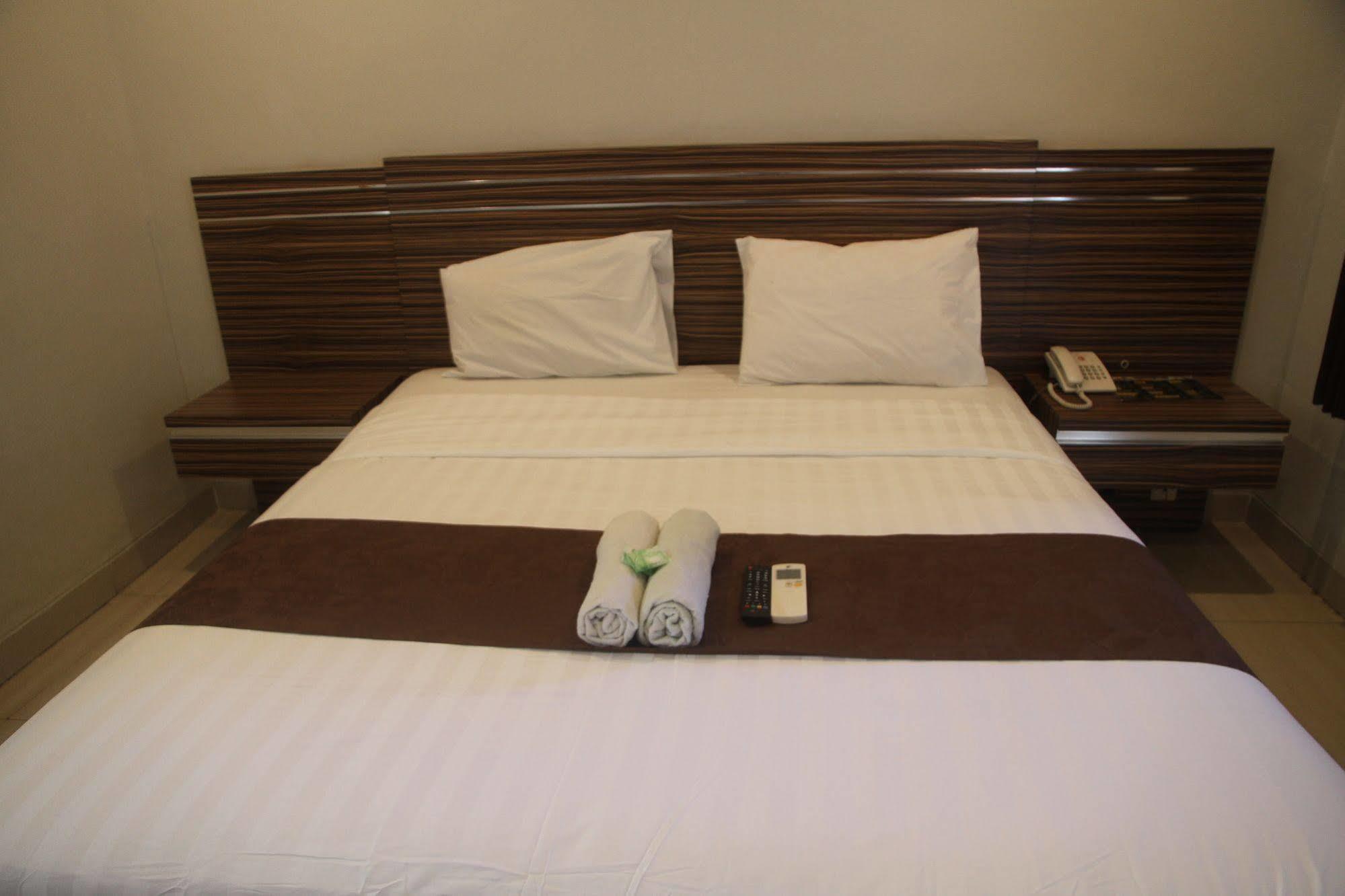 Palapa Hotel 마타람 외부 사진