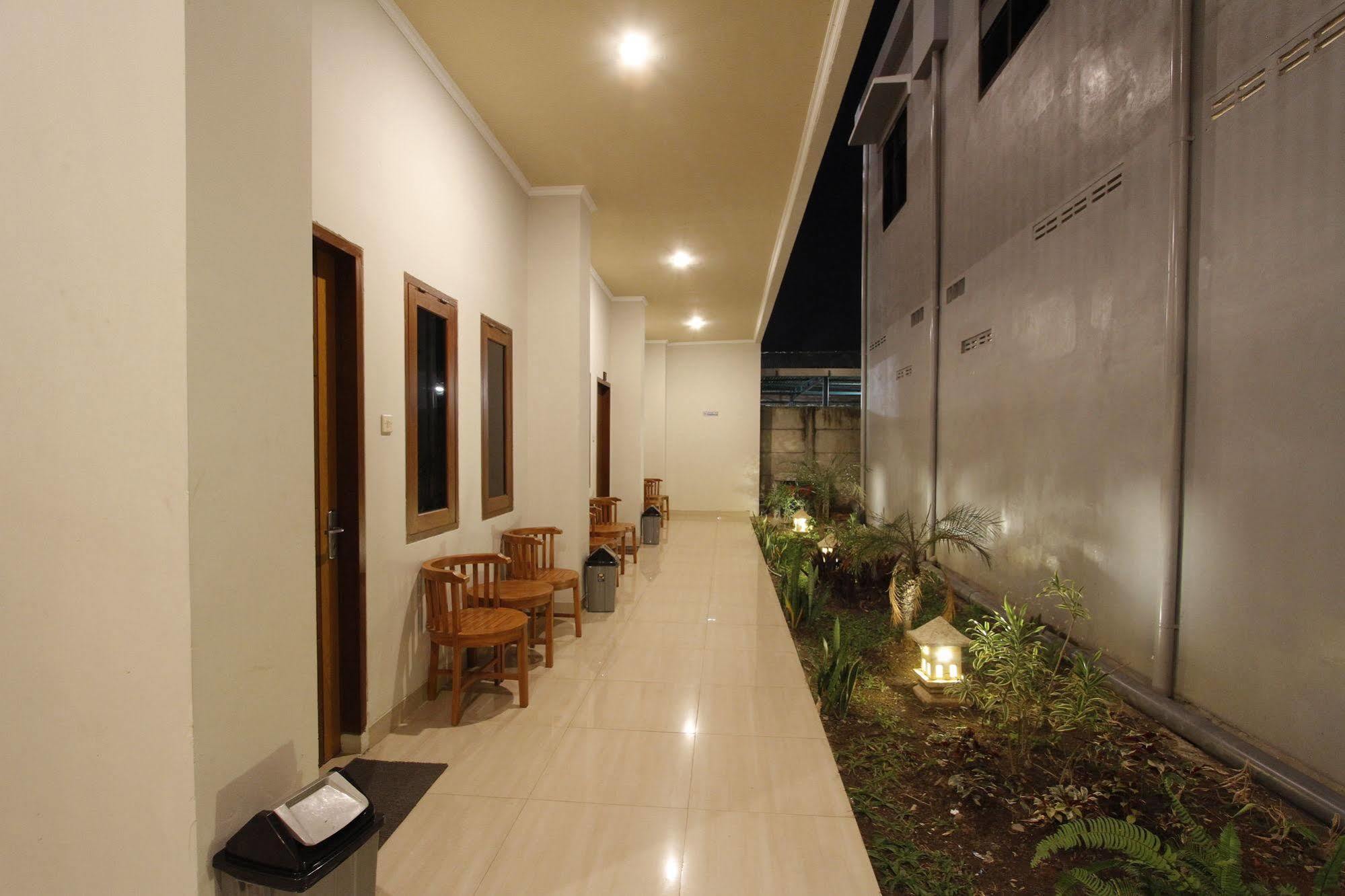 Palapa Hotel 마타람 외부 사진