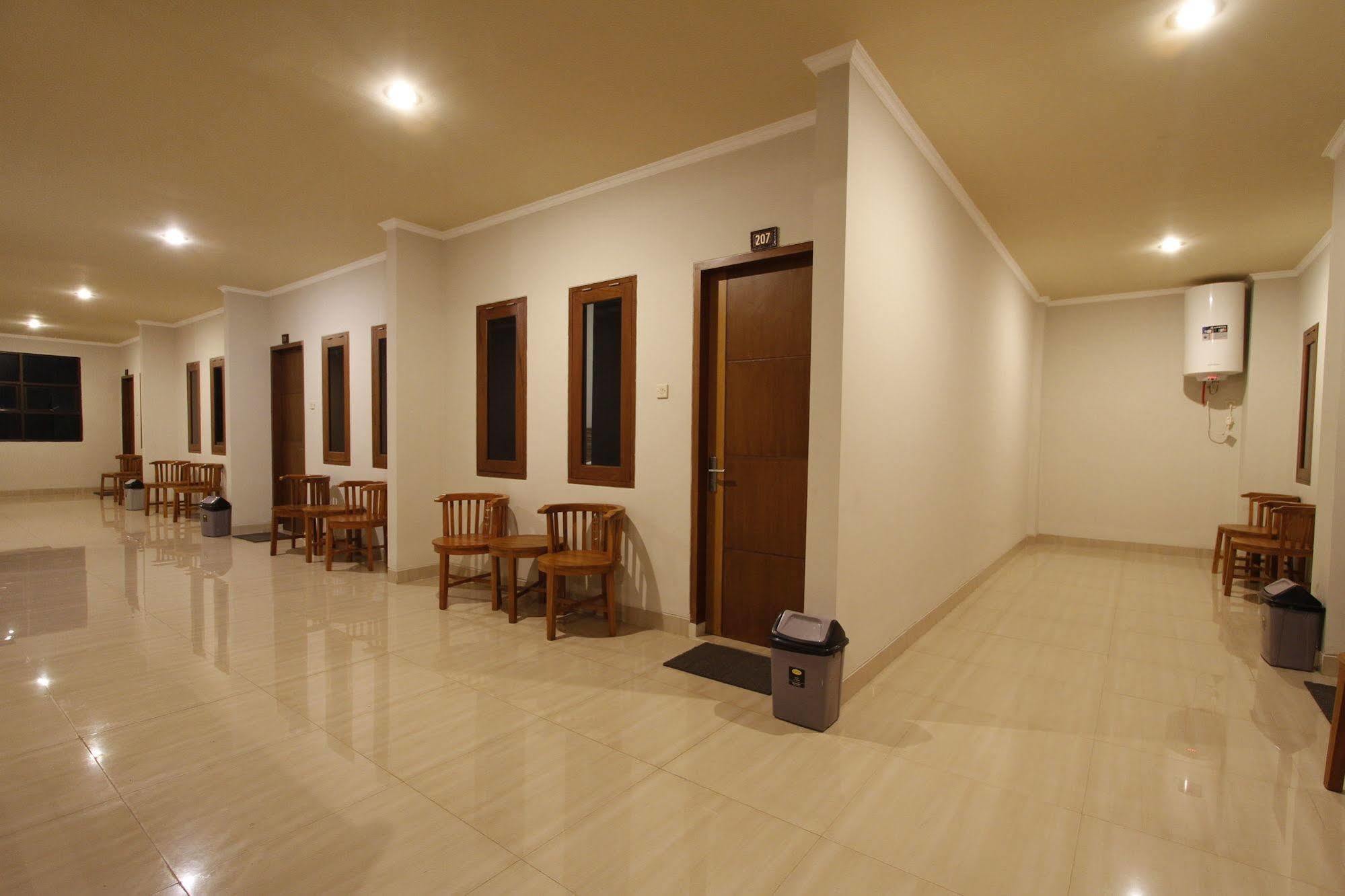Palapa Hotel 마타람 외부 사진